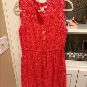 GAP coral Patterned Button-Up Top